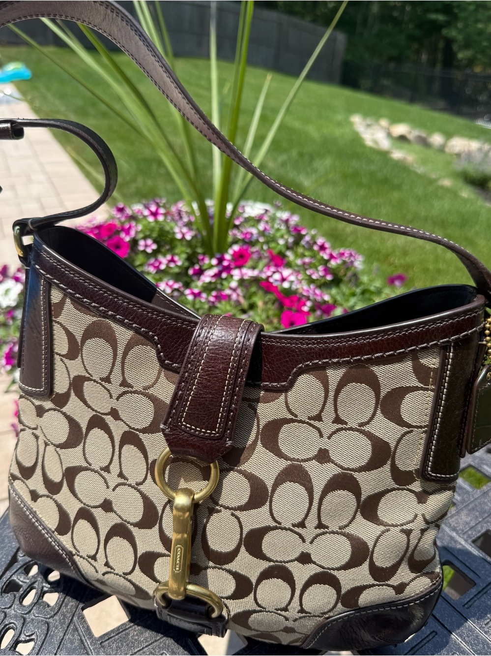 Coach hamptons hobo Signature Shoulder Bag